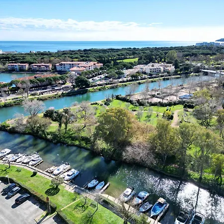T3 Avec Vue Sur La Riviere, Piscine, By Palmazur Apartment Mandelieu