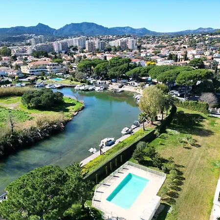 Apartment T3 Avec Vue Sur La Riviere, Piscine, By Palmazur Mandelieu